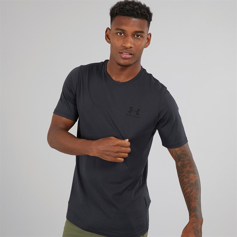 Mens UA Sportstyle Left Chest Short Sleeve T-Shirt Black/Black 1 Mens UA Sportstyle Left Chest Short Sleeve T-Shirt Black/Black